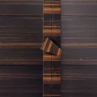 Grilli Zarafa massivt träskåp med 2 dörrar gjorda i Italien av design Viadurini